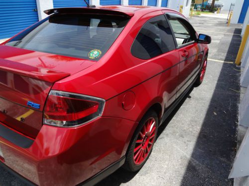 Up for sale 2009 Ford Focus SES coupe, image 2