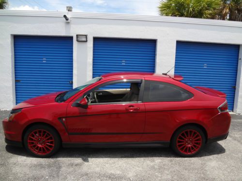Up for sale 2009 Ford Focus SES coupe, image 3