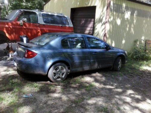 2005 chevrolet cobalt base sedan 4-door 2.2l parts or repair