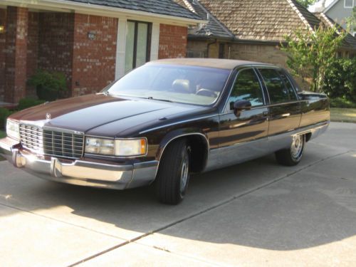 1994 cadillac fleetwood brougham sedan 4-door 5.7l