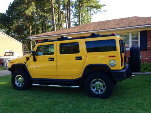 2006 hummer h2 26,000 miles yellow navigation rear dvd chrome package