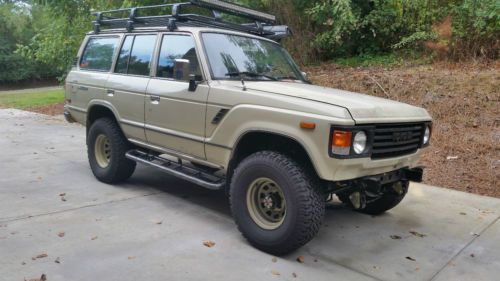 Toyota land cruiser fj60