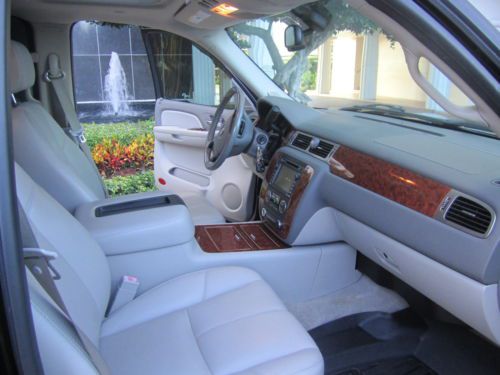 2007 Chevrolet Suburban 1500 LTZ Sport Utility 4-Door 5.3L, US $18,000.00, image 15