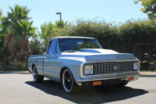 Baddass 1969 c10 with joe gibbs racing trailing arms ste up to haul ass