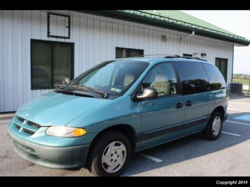 1998 dodge caravan se automatic 4-door van low miles great running non smoker