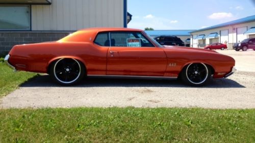 1972 oldsmobile cutlass 442 clone