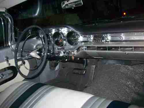 1959 Pontiac Bonneville, 59k documented mi., image 21