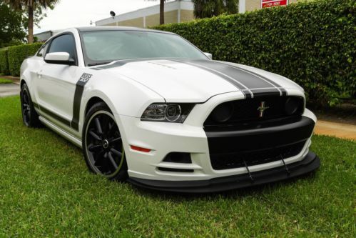 2013 ford mustang boss 302 with laguna seca options low miles white black int