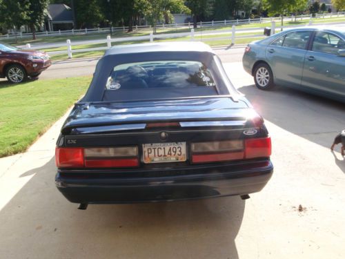 1992 Ford Mustang LX Convertible 2-Door 5.0L, image 4