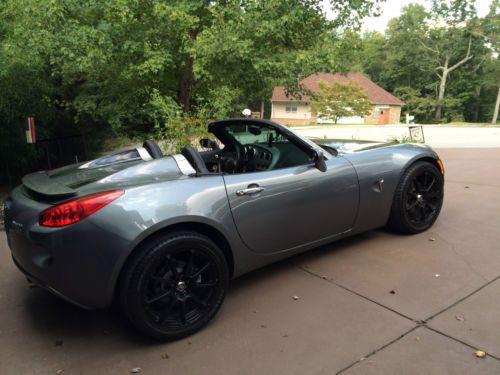 2006 pontiac solstice base convertible 2-door 2.4l