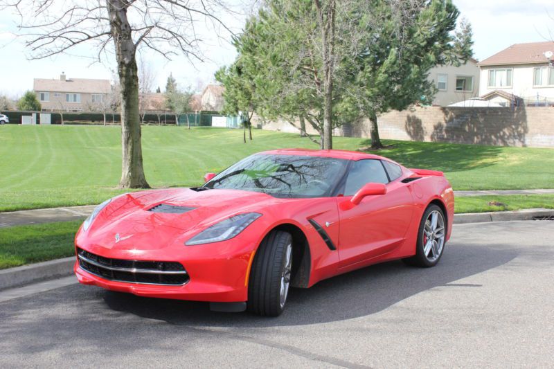 2016 chevrolet corvette stingray coupe 2-door