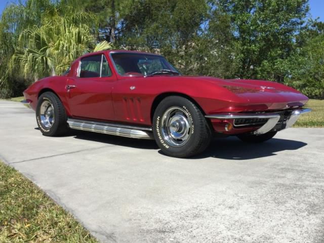 1966 chevrolet corvette 2 door hardtop