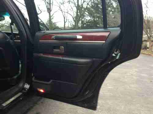 2003 LINCOLN TOWN CAR ONE OWNER MINT, US $9,500.00, image 14