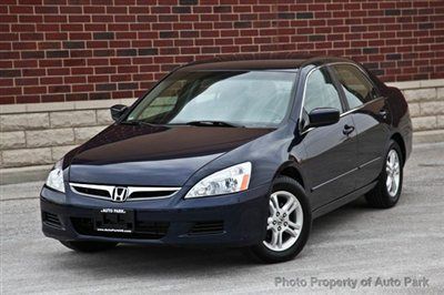 2006 honda accord se -!- only 50k -!- cd changer -!- economic -!- very clean -!-