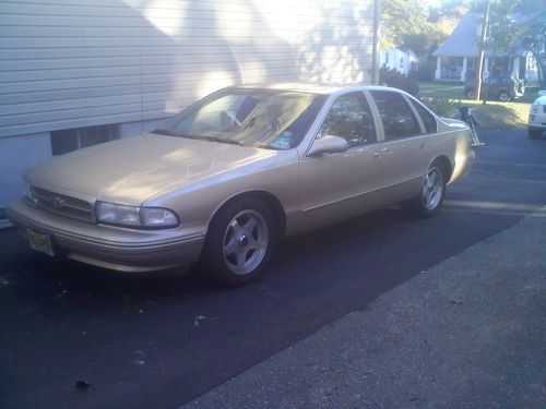 Chevy caprice 1995 police  (9c1)