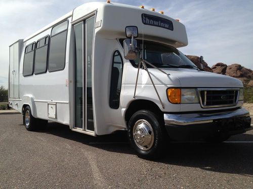 2005 ford e-450 diesel 18 passenger++ shuttle bus passenger van handicap lift