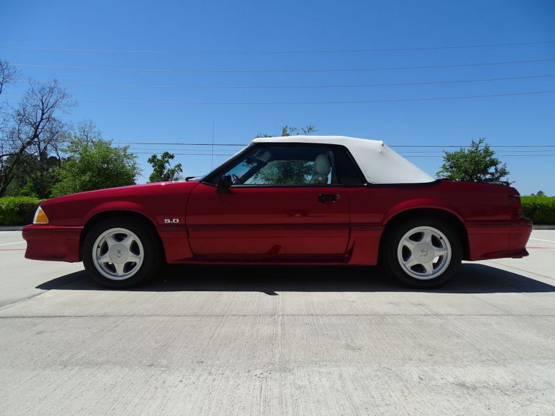 1989 - ford mustang 79892 miles