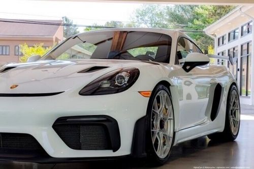 2024 porsche 718 gt4 rs
