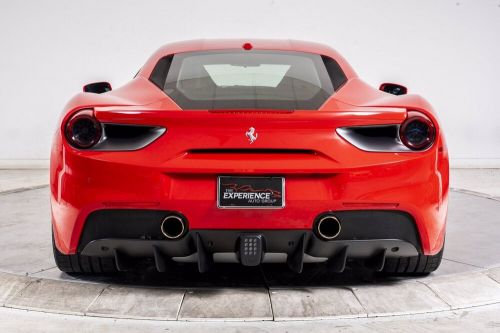 2017 ferrari 488