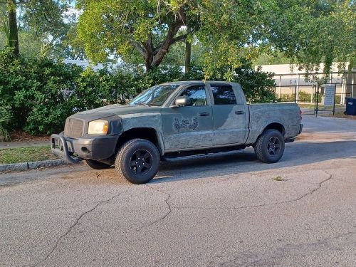 2005 dodge dakota