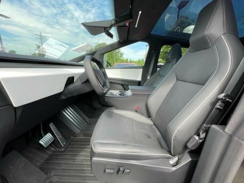 2024 Tesla Cybertruck, US $110,500.00, image 3