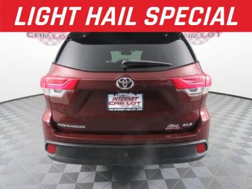 2017 toyota highlander xle sport utility 4d