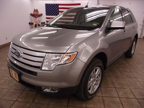 Ford edge great family car and still has good mpg!!!!!!!!!