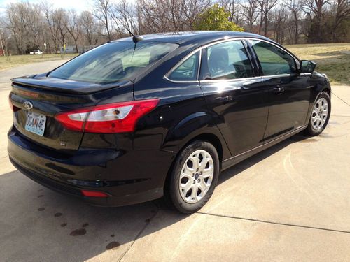 2012 ford focus se sedan 31k miles