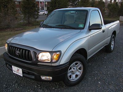 2001 toyota tacoma reg cab, 4-cyl, manual, nice shape, new tires, cd player