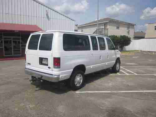2005 E-350  XLT  SUPER  DUTY  FORD (  COLLEGE VAN  ), image 5