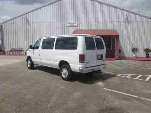 2005 E-350  XLT  SUPER  DUTY  FORD (  COLLEGE VAN  ), image 7