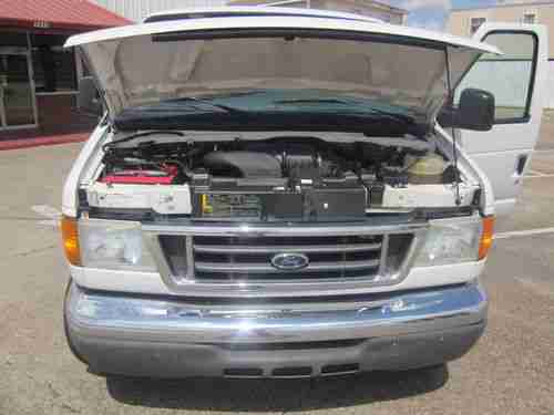 2005 E-350  XLT  SUPER  DUTY  FORD (  COLLEGE VAN  ), image 9