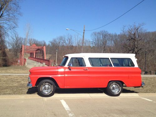 1965 suburban