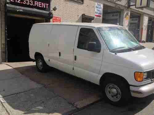 2004 Ford E-150 Base Standard Cargo Van 2-Door 4.6L, image 13