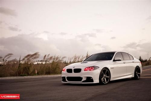 2011 bmw f10 550i msport twin-turbo 4.4-liter v-8