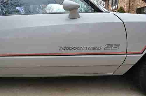 1985 Chevrolet Monte Carlo SS Coupe 2-Door 5.0L, image 9