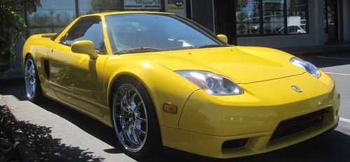 2003 acura nsx-t  6 speed, targa, yellow/black! only 37k miles! a mint cond nsx!