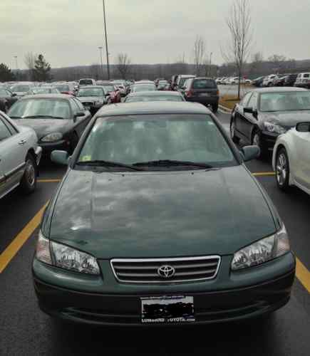 2000 toyota camry le sedan 4-door 2.2l