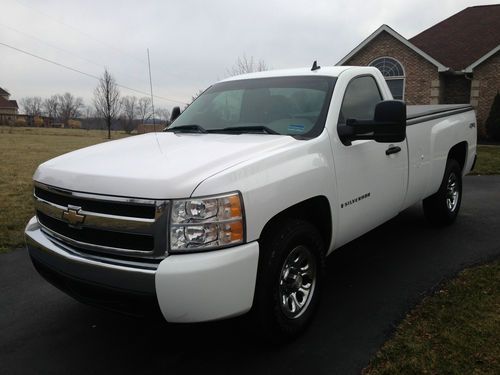 2007 chevy silverado 1500 lt  mint condition low miles   4x4