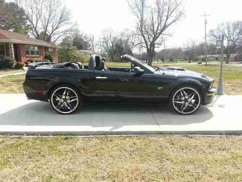 Mustang GT Convertible, image 5