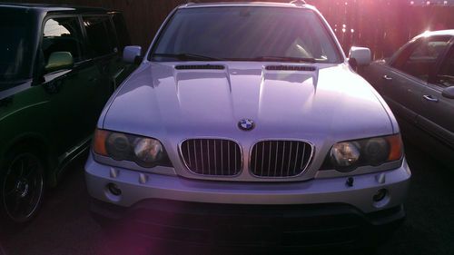 2001 bmw x5  4.4l