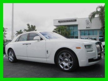 12 english white 6.6l v12 rr sedan *theater configuration *chrome wheels *low mi