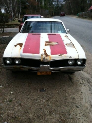 1969 oldsmobile cutlass 442 holiday coup