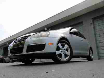 WE FINANCE '08 VolksWagen Low Miles ABS Sunroof AM/FM/CD/MP3 A/C Alloy Wheel, image 6