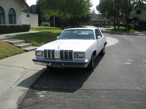 1978 oldsmobile cutlass supreme base coupe 2-door 4.3l