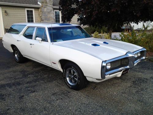 Pontiac  gto   (wagon clone)