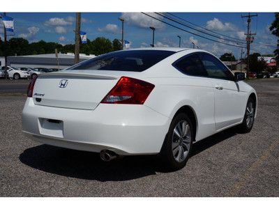 EX Coupe 2.4L Beverage Holder (s) Anti-Lock Braking System (ABS) Power Outlet(s), image 7