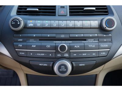 EX Coupe 2.4L Beverage Holder (s) Anti-Lock Braking System (ABS) Power Outlet(s), image 14