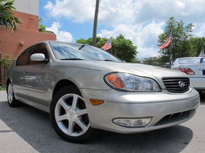 I35 leather luxury bose xenons sunroof low miles extra clean carfax guarantee