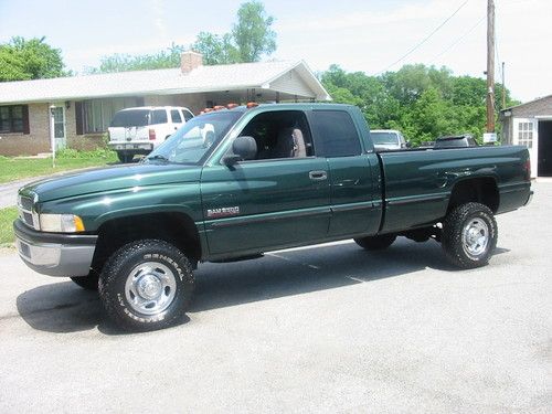 98 dodge ram 2500 slt larimie 4x4 cummins 24valve turbo diesel 5 speed